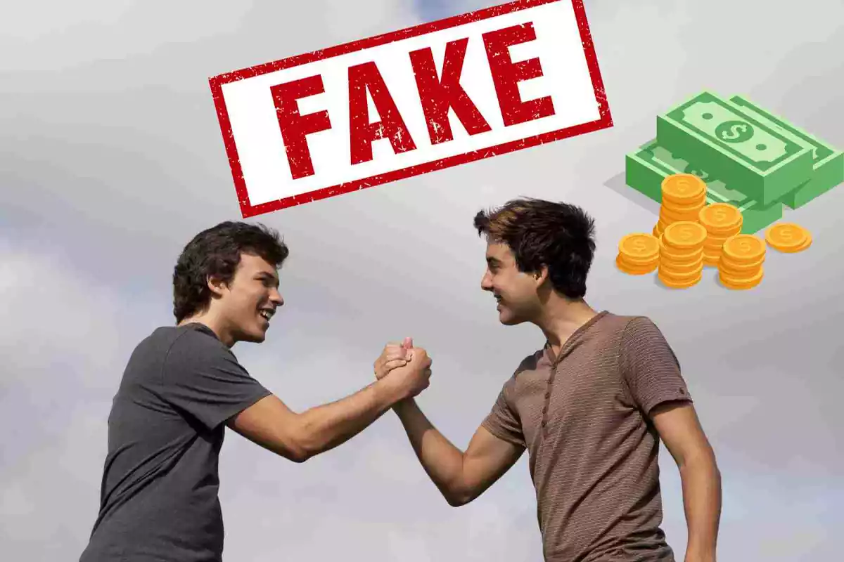 Dos amigos se dan la mano en un fotomontaje con un cartel de Fake' y dinero