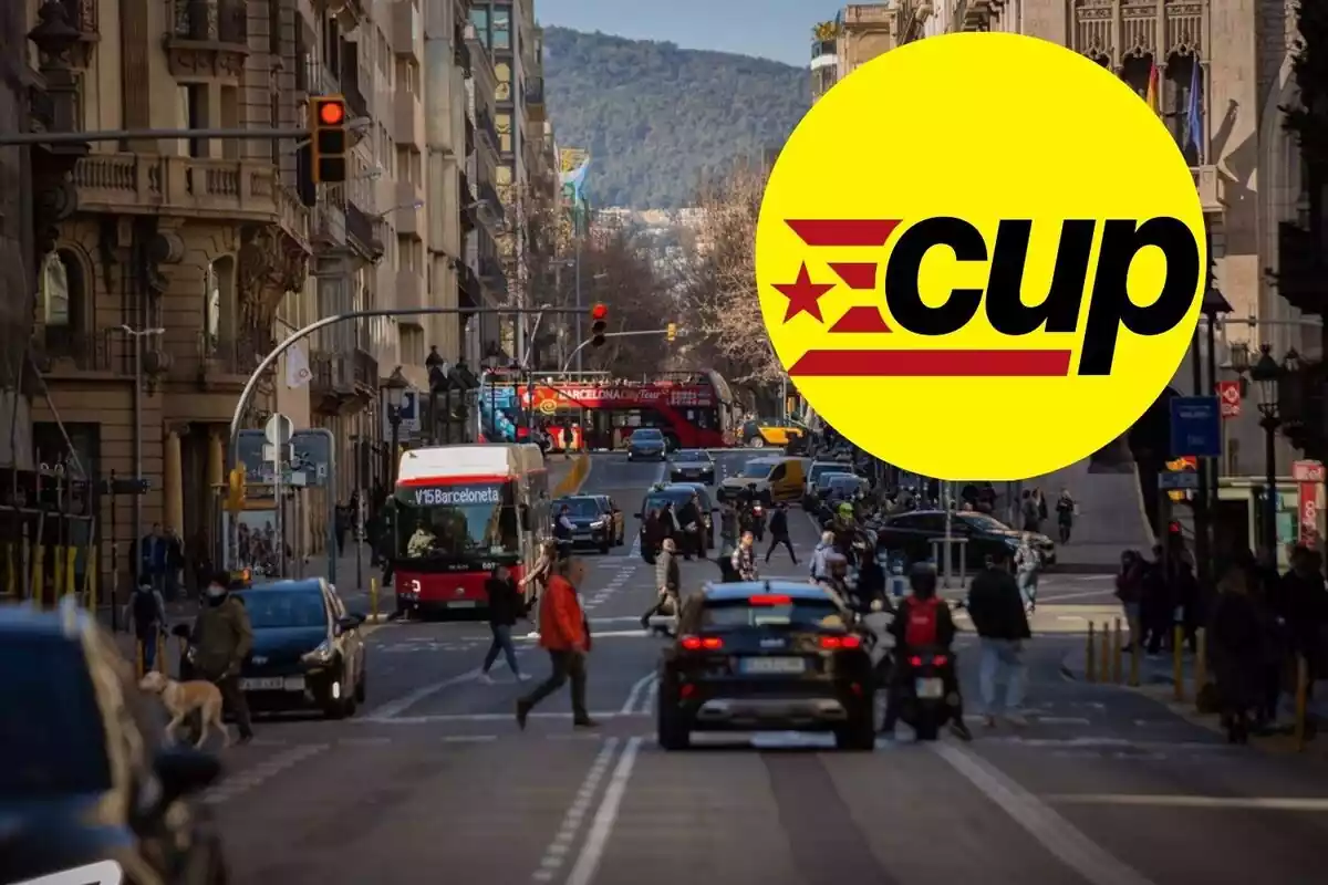 Barcelona con el logo de CUP