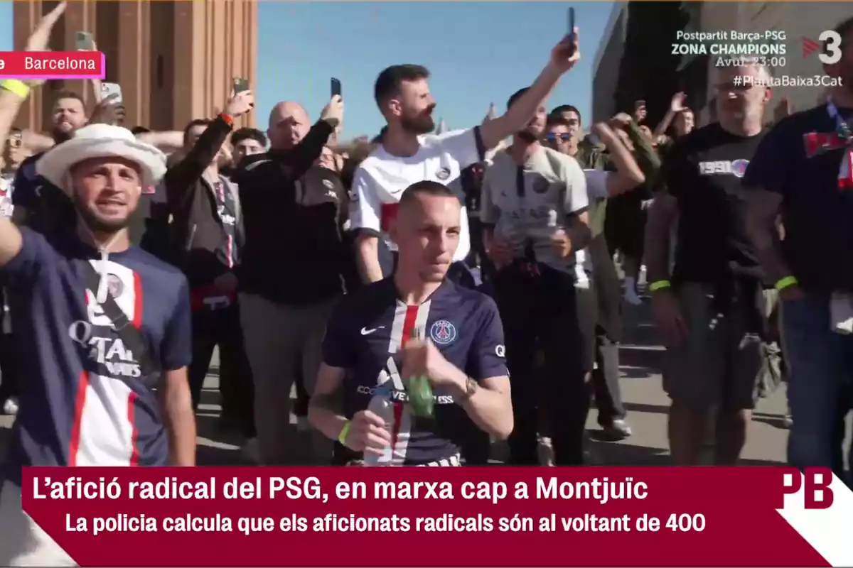 Ultras radicales del PSG en Plaza España