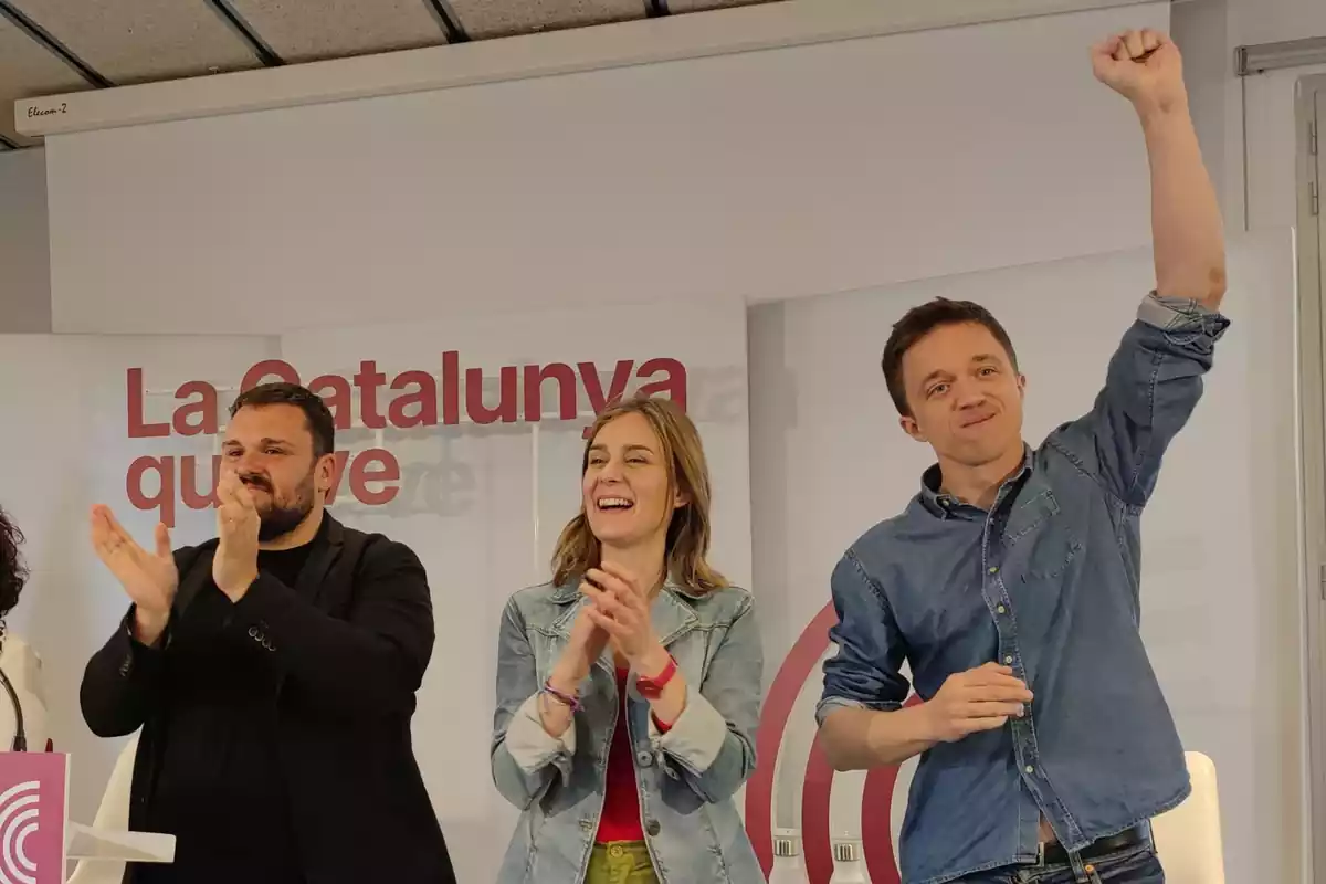 El portavoz de Sumar en el Congreso, Íñigo Errejón, y la candidata de los Comuns a presidir la Generalitat, Jéssica Albiach
