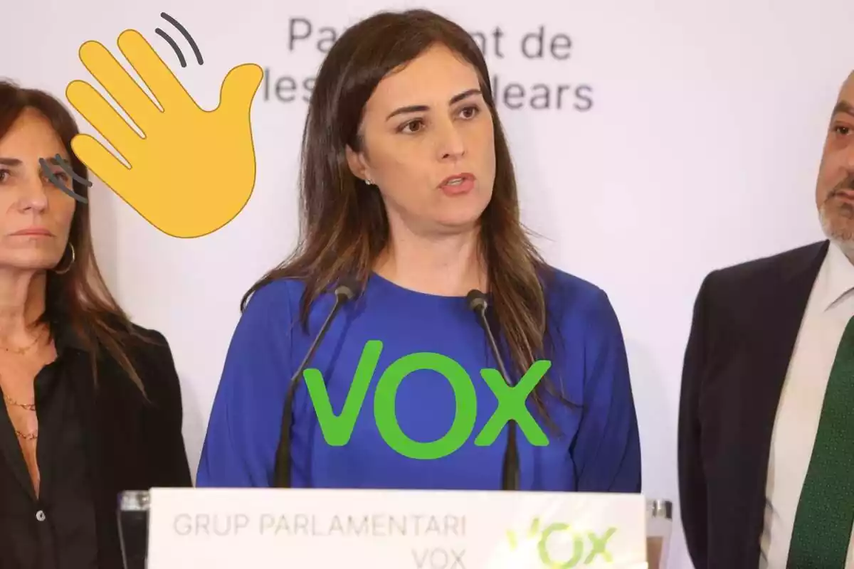 Idoia Ribas con el logo de Vox y un símbolo de "adiós"