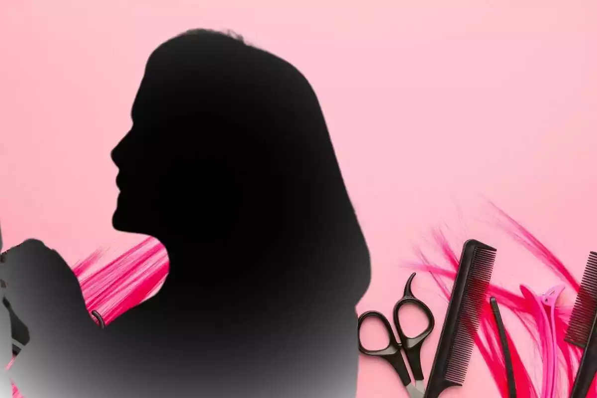Sombra de Letizia Ortiz junto a una imagen rosa de fondo