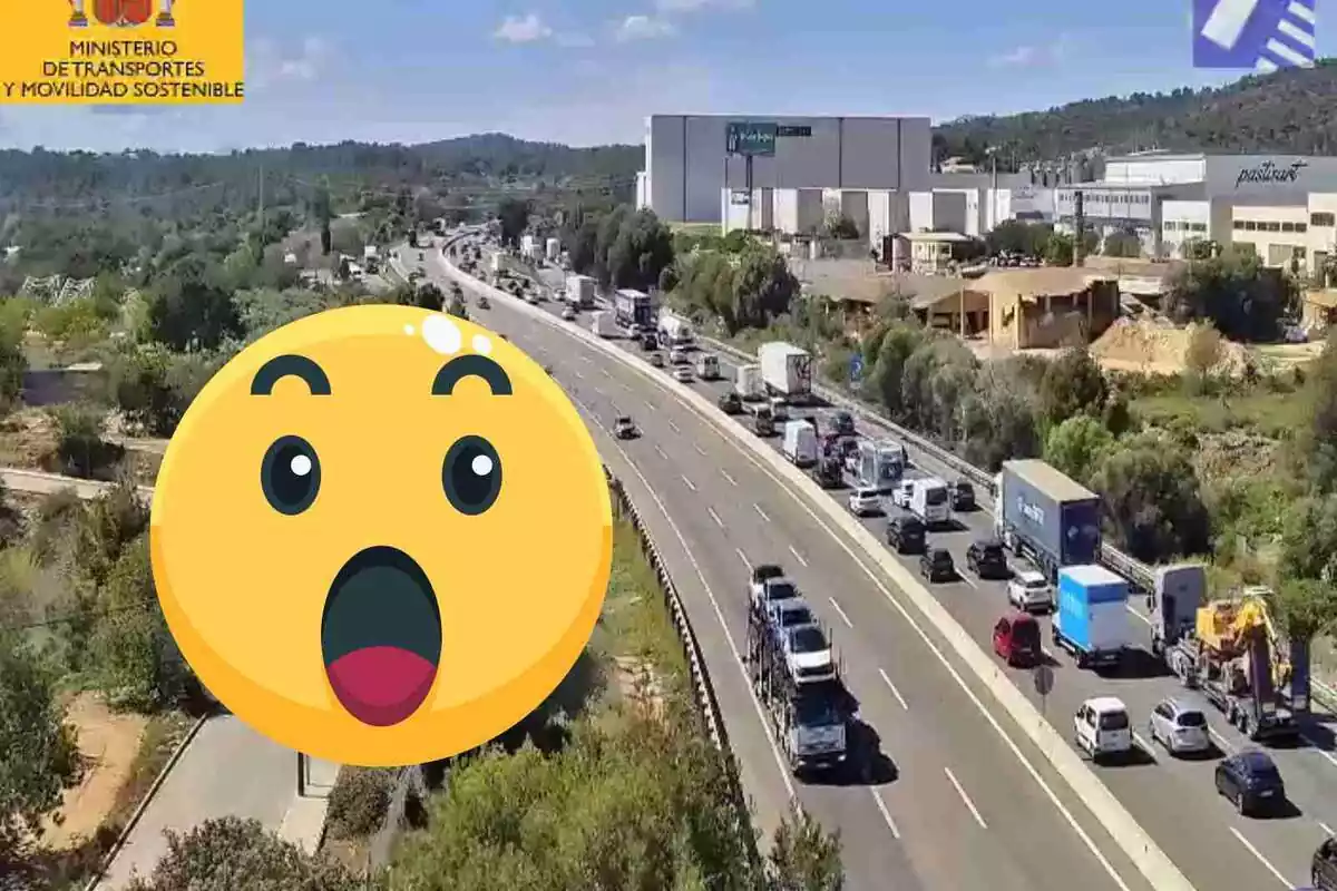 Carreteras colapsadas en Barcelona con un emoticono de sorpresa