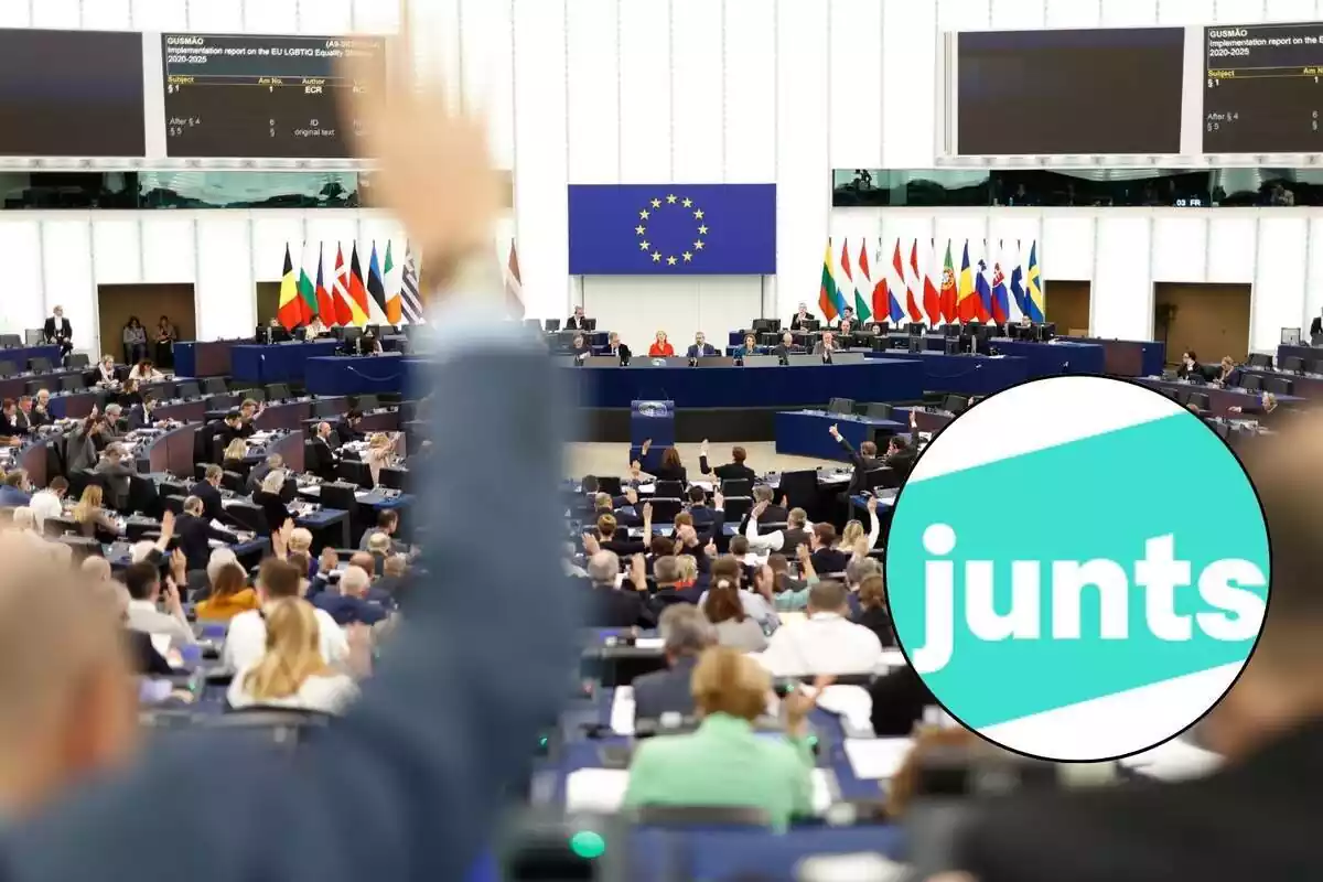 Parlamento Europeo con una imagen de Junts