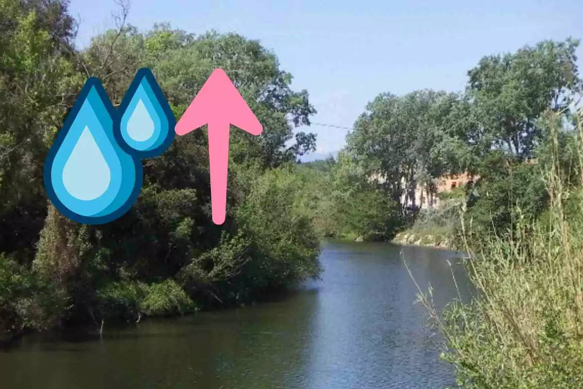 Imágen del río muga con dos emoticonos que simbolizan la subida del nivel del agua